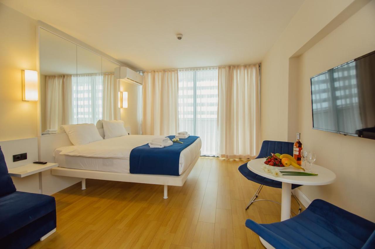 Appartement Orbi City - A & С à Batoumi Extérieur photo